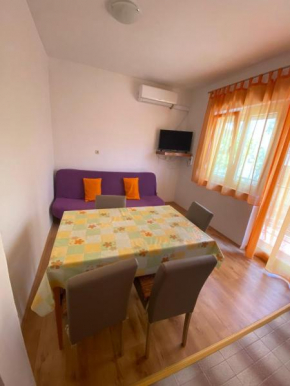 Apartments Zrinušić